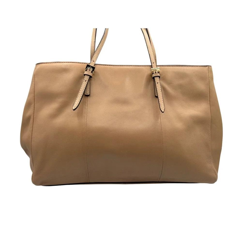 Antonio Melani‎ Tote Bag Womens Large Tan Good Leather Gold Hardware Charm